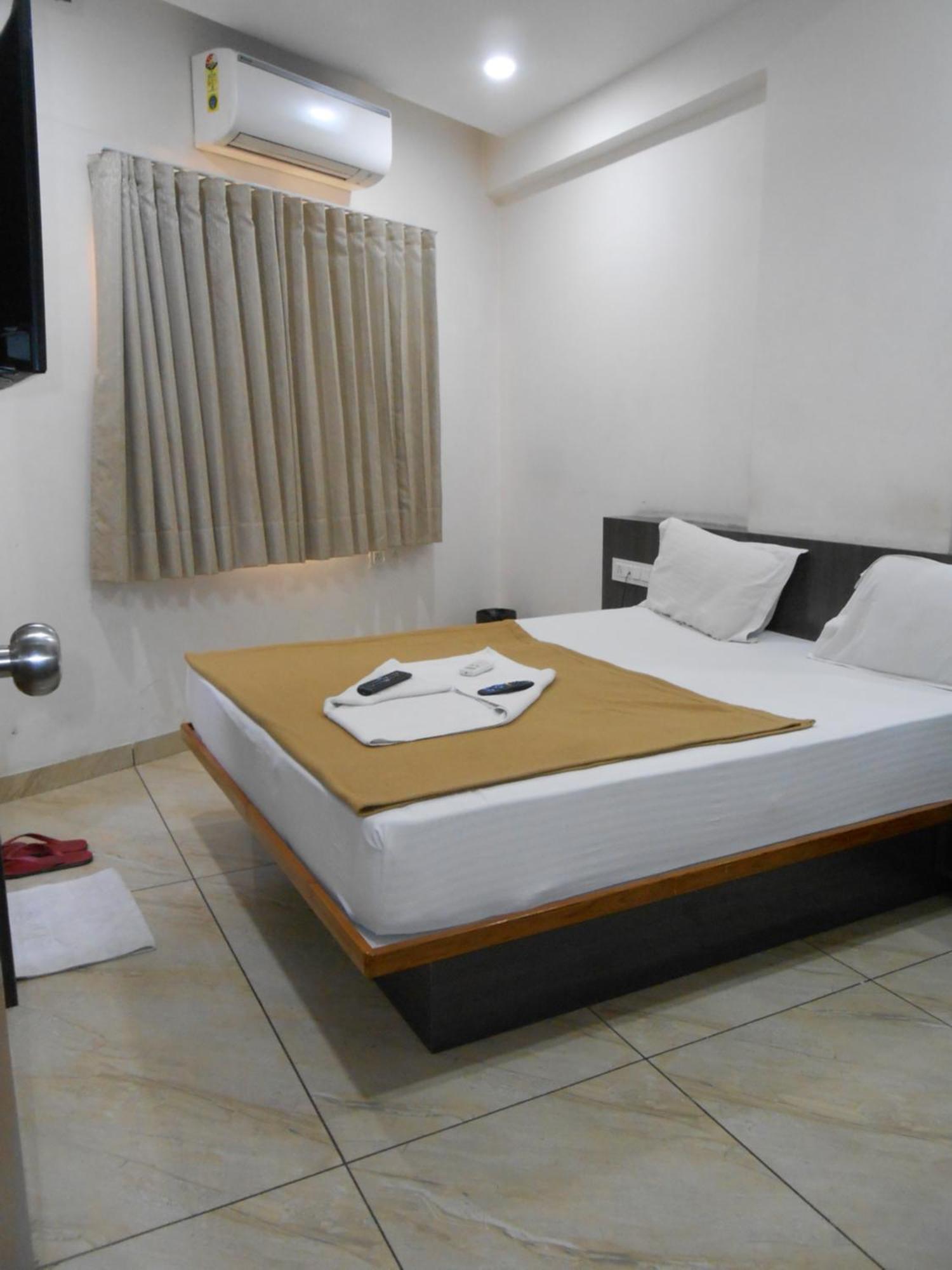 Hotel Crossview Palanpur المظهر الخارجي الصورة